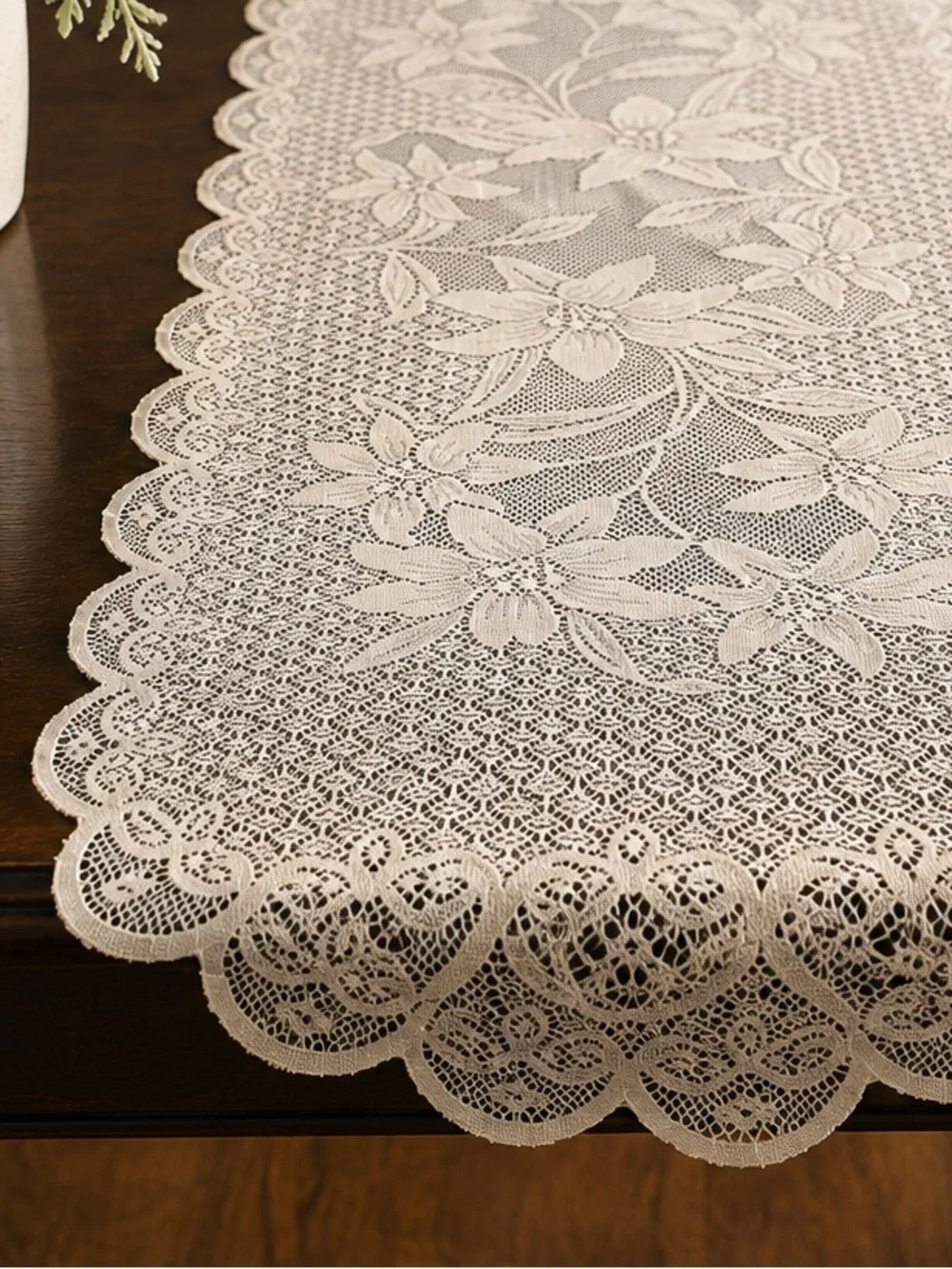 Vintage Style Ivory Floral Lace Table Runner Scalloped Edge 35” x 15”